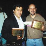 Aquí Óscar González Loyo con su editor en Bongo Comics. Terry Delegeane.